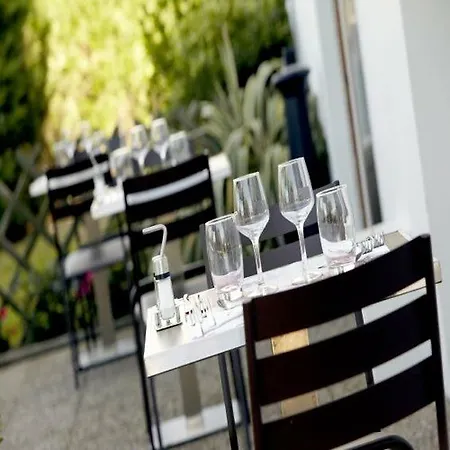 Campanile Lorient - 3*